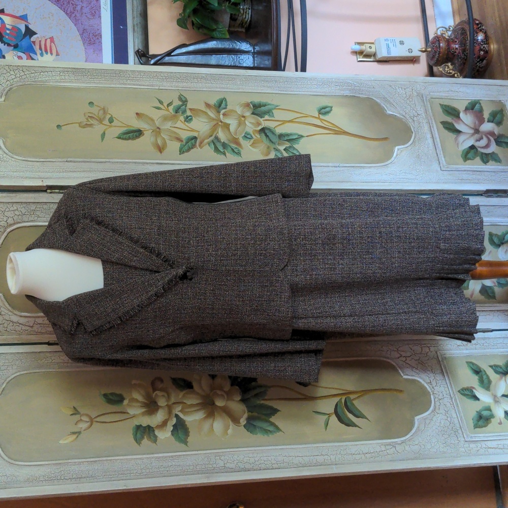 Danny & Nicole BrownTweed Suit Vintage - Picture 2 of 13